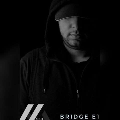 Mr.H - Bridge 01
