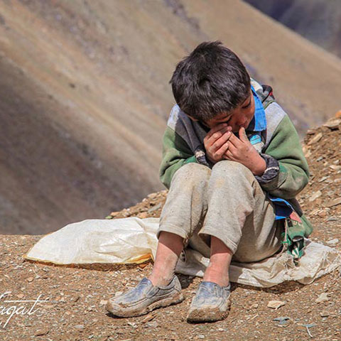 دانلود آهنگ بیزارم از دین شما