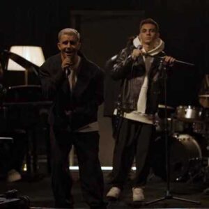 دانلود آهنگ جدید آشنا به نام میمونی