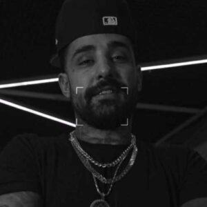 دانلود آهنگ جدید سجاد شاهی به نام داستان چی میشه