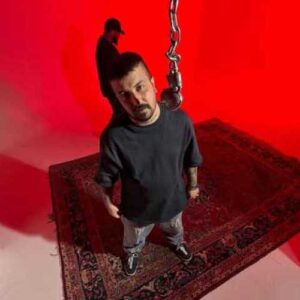 دانلود آهنگ جدید پوری به نام میام زیاد خونه